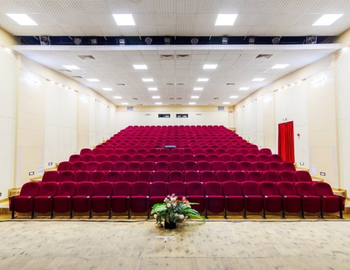 Киноконцертный зал - СКК «Адлеркурорт» (корпус «Коралл»)